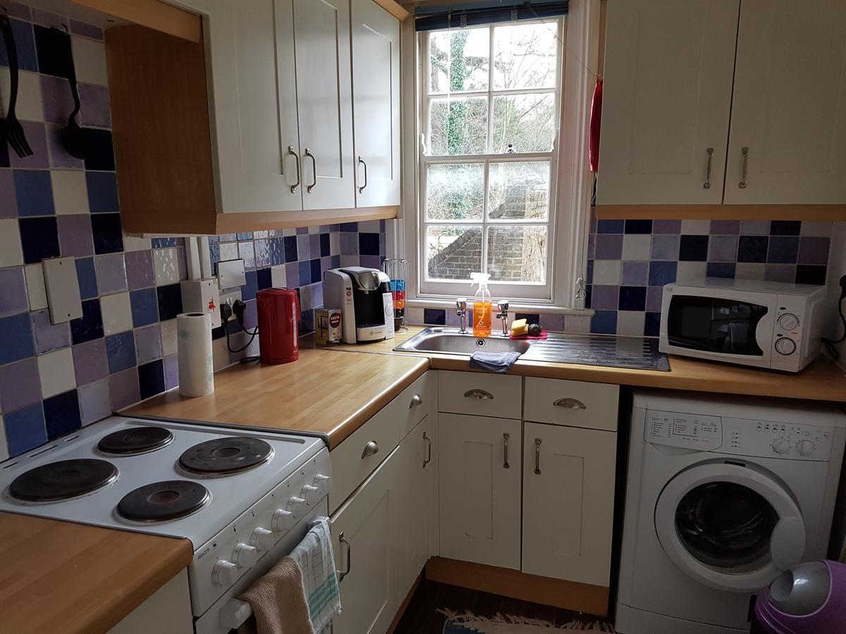 High Street Serviced Apartment Rochester  Extérieur photo